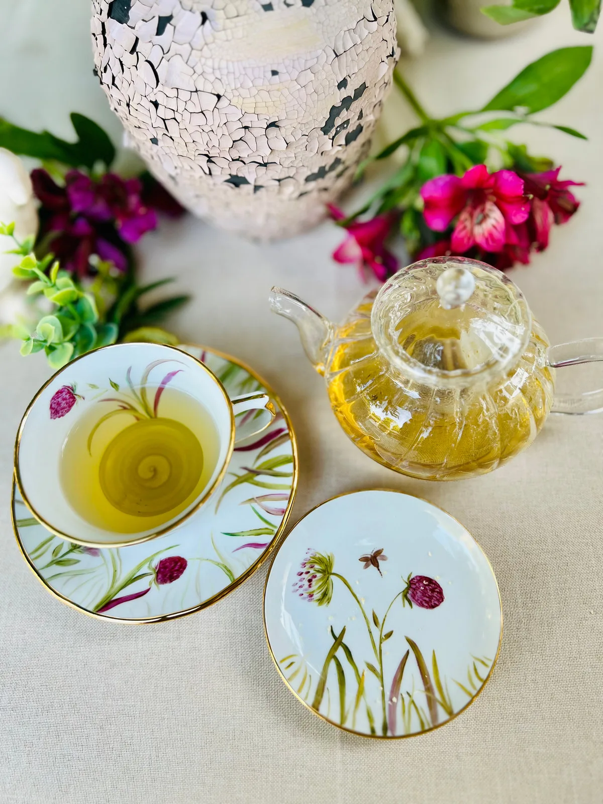 Xicara de chá/café com pires Jardim de Amoras — foto 2